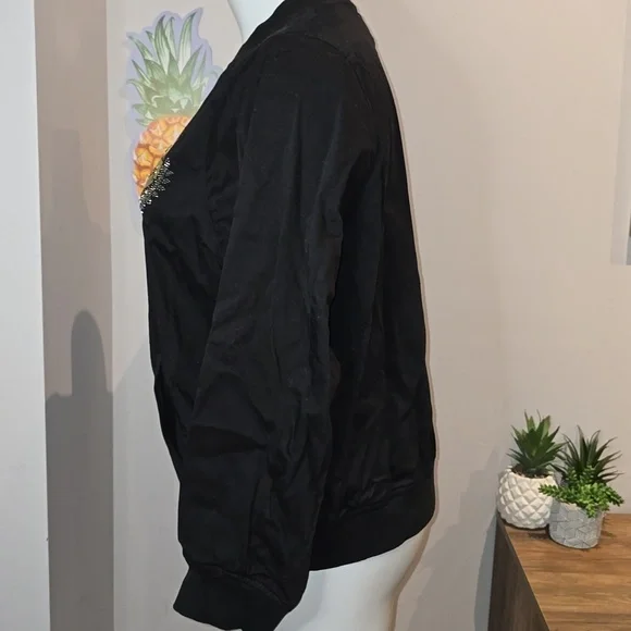 Torrid - Stretch Twill Bomber Jacket in Deep Black​​​​ - Picture 5 of 16